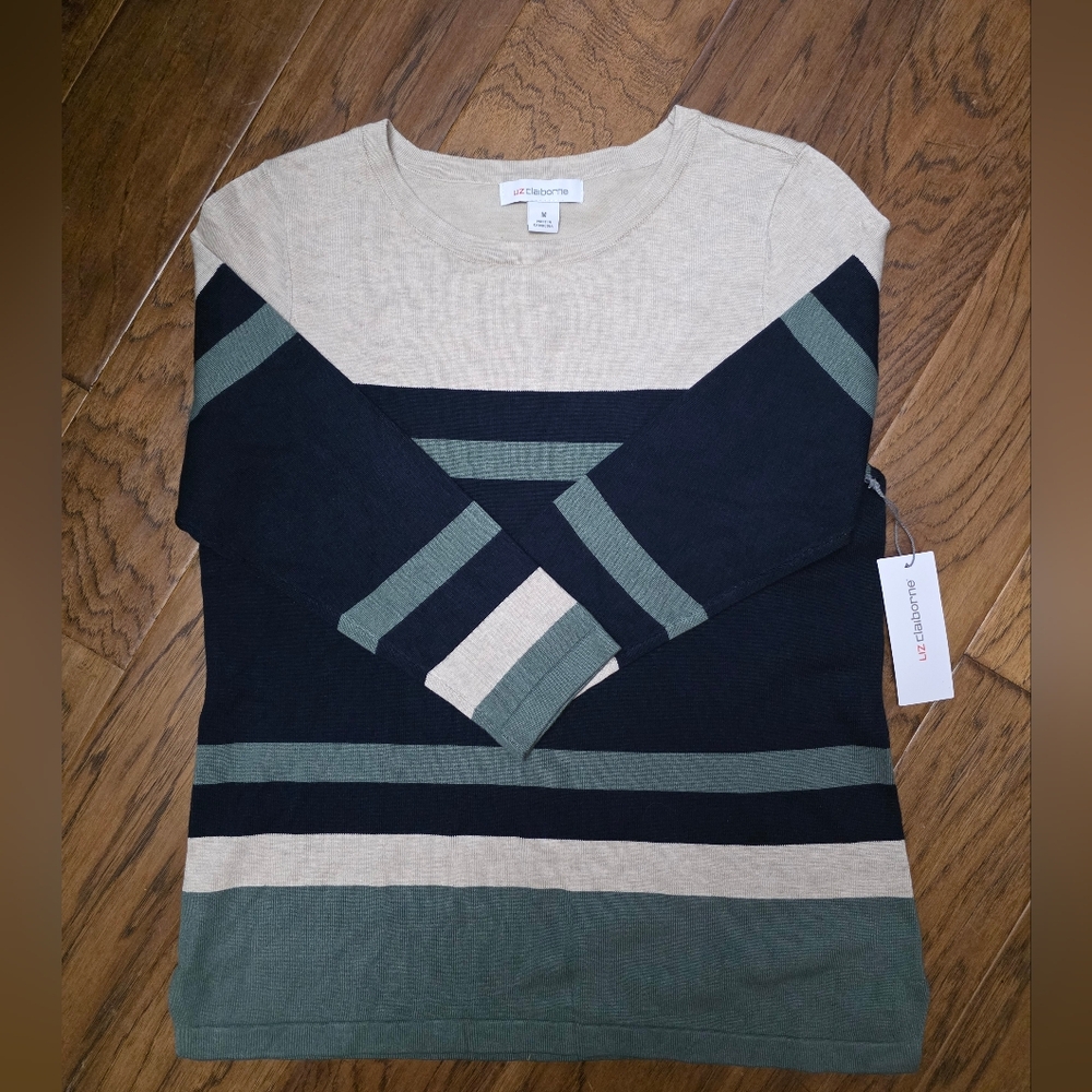 Liz Claiborne Crew Neck Light Weight Sweater sz Med
